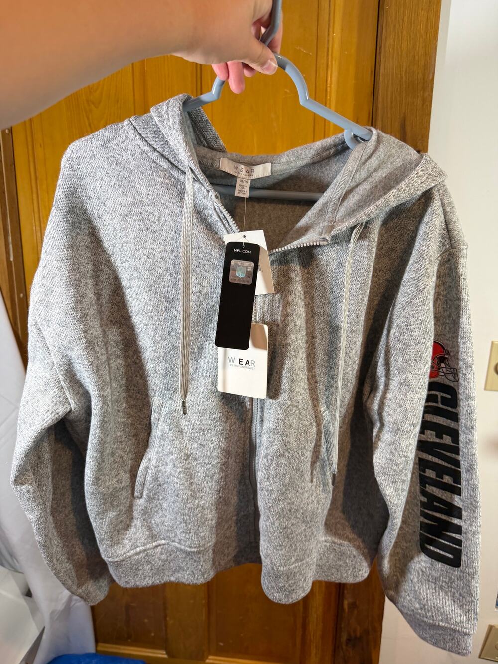 Women's WEAR by Erin Andrews Cleveland Browns Gray full zip sweater NWT NEW XL
